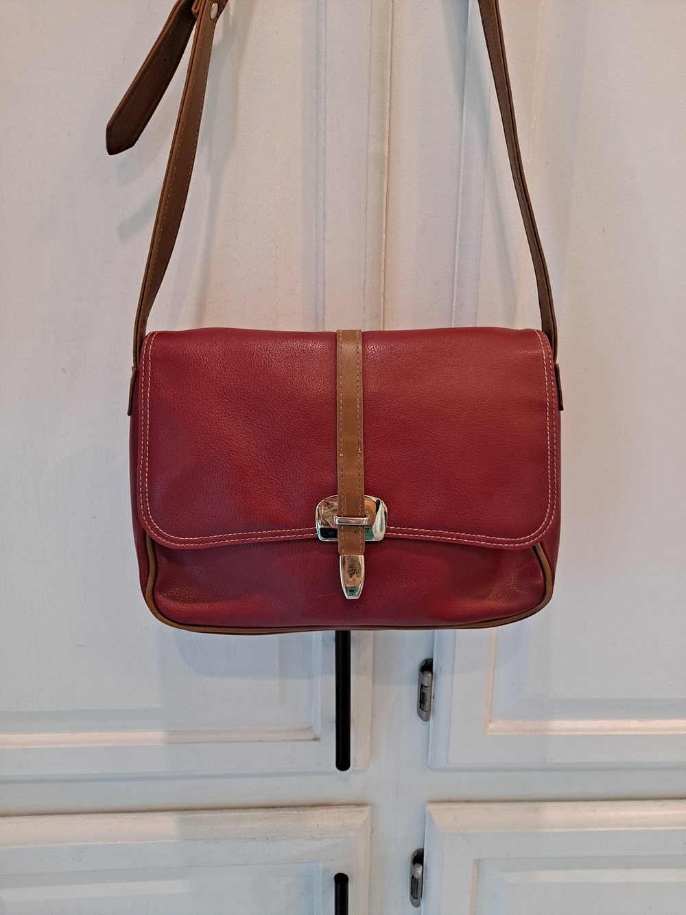 Liz Claiborne Red Tan Vintage 90s Crossbody Organizer Bag Pebbled PVC